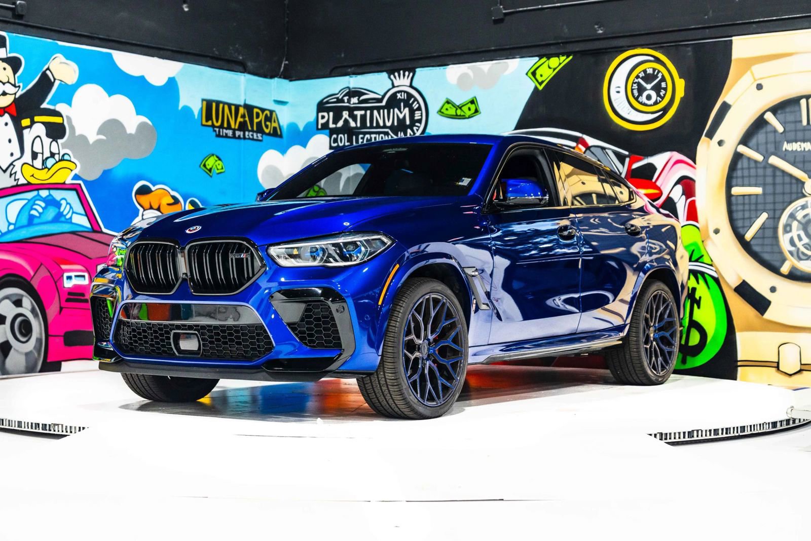 Used 2023 BMW X6 M w/ Executive Package image 3