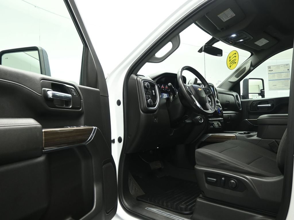 Used 2022 Chevrolet Silverado 2500 LT w/ All Star Edition image 9