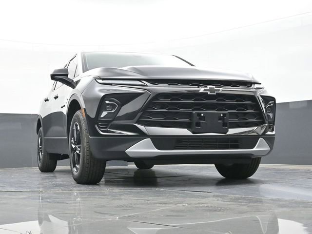 New 2025 Chevrolet Blazer LT w/ Midnight/Sport Edition FWD image 52