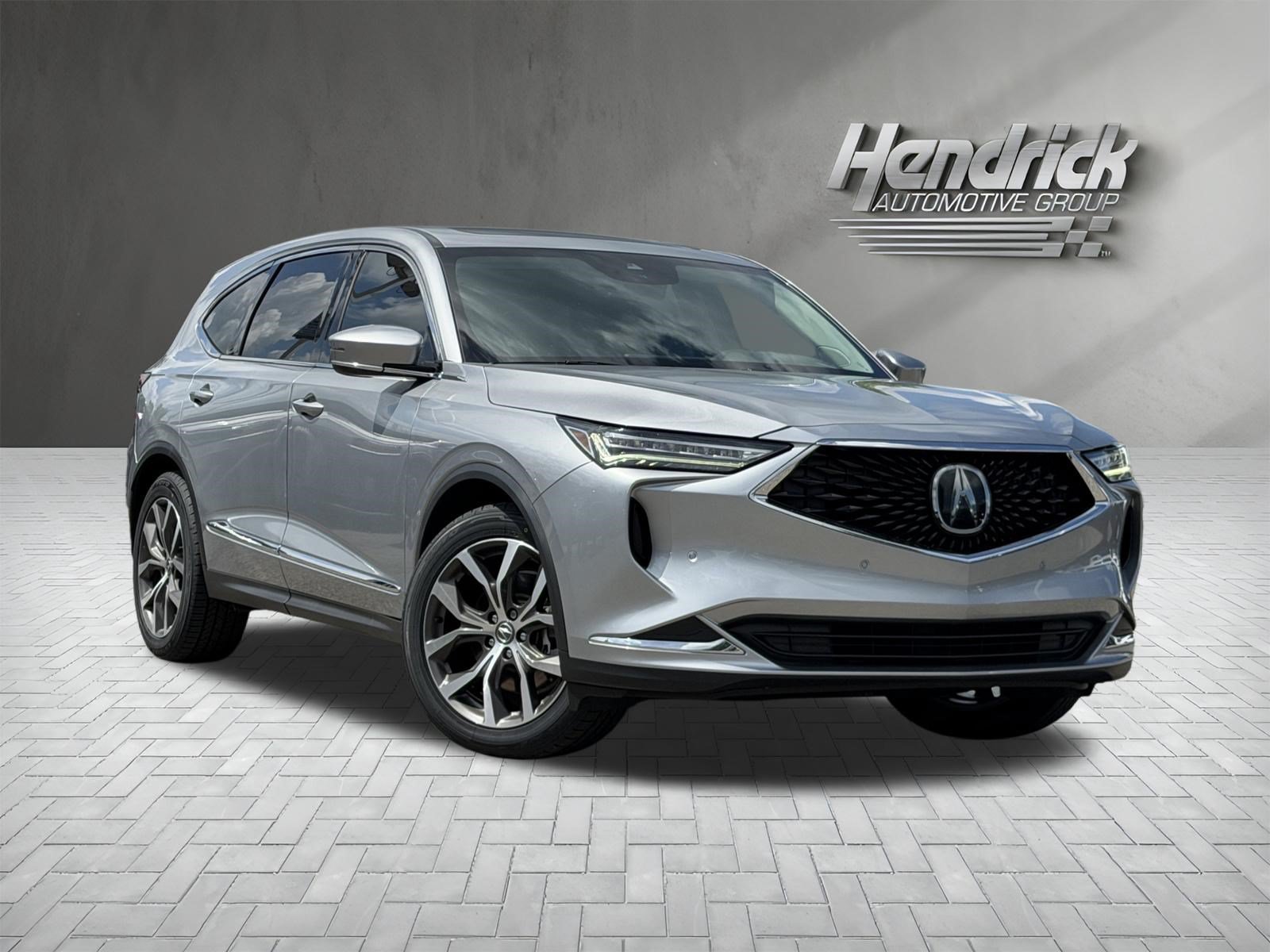 Used 2024 Acura MDX w/ Technology Package FWD image 2