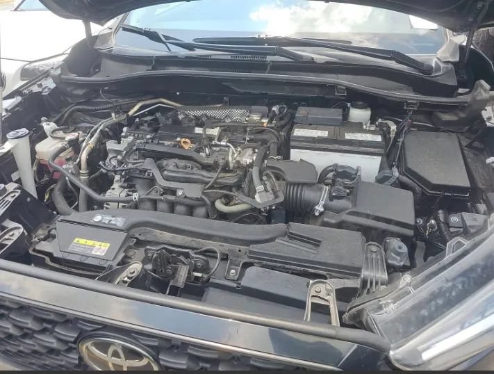 Used 2022 Toyota Corolla Cross LE FWD image 5