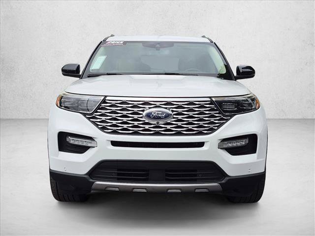 Used 2020 Ford Explorer Platinum w/ Premium Technology Package AWD/4WD image 2