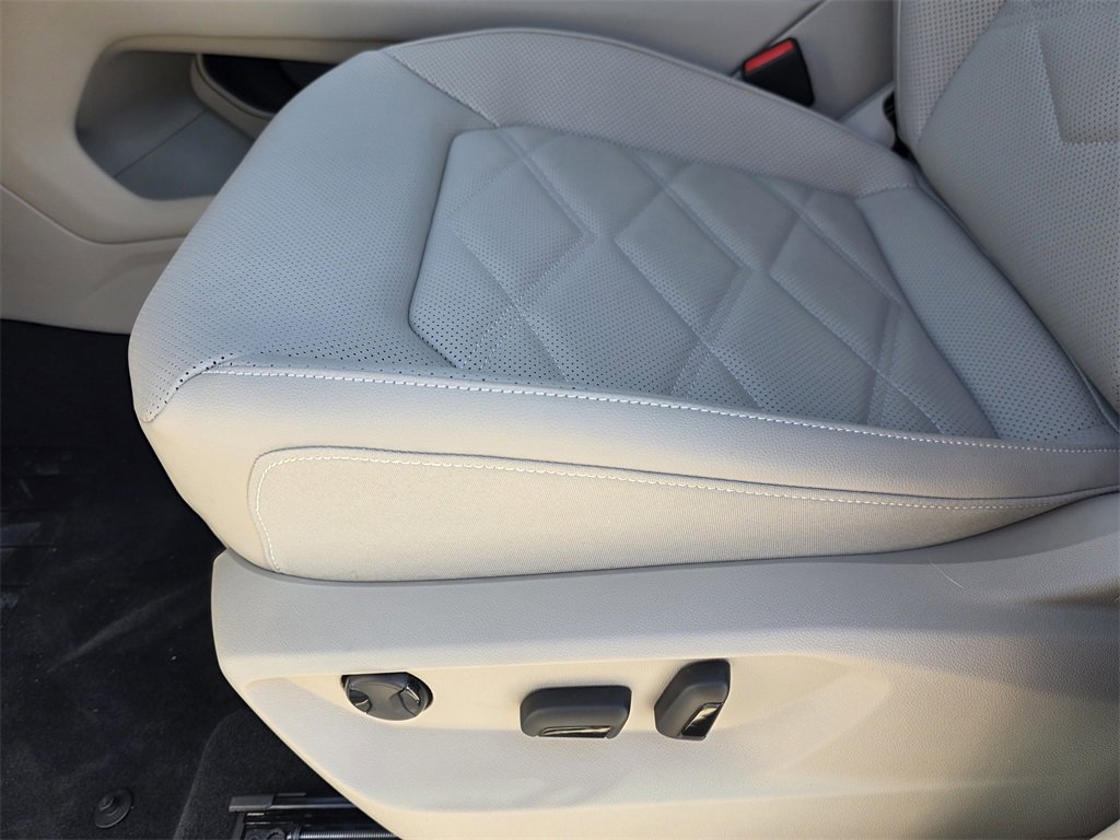 New 2026 Volkswagen Atlas SEL Premium R-Line image 16