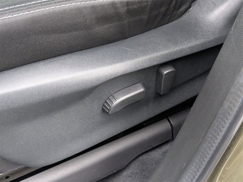 Used 2025 Subaru Ascent Premium image 16