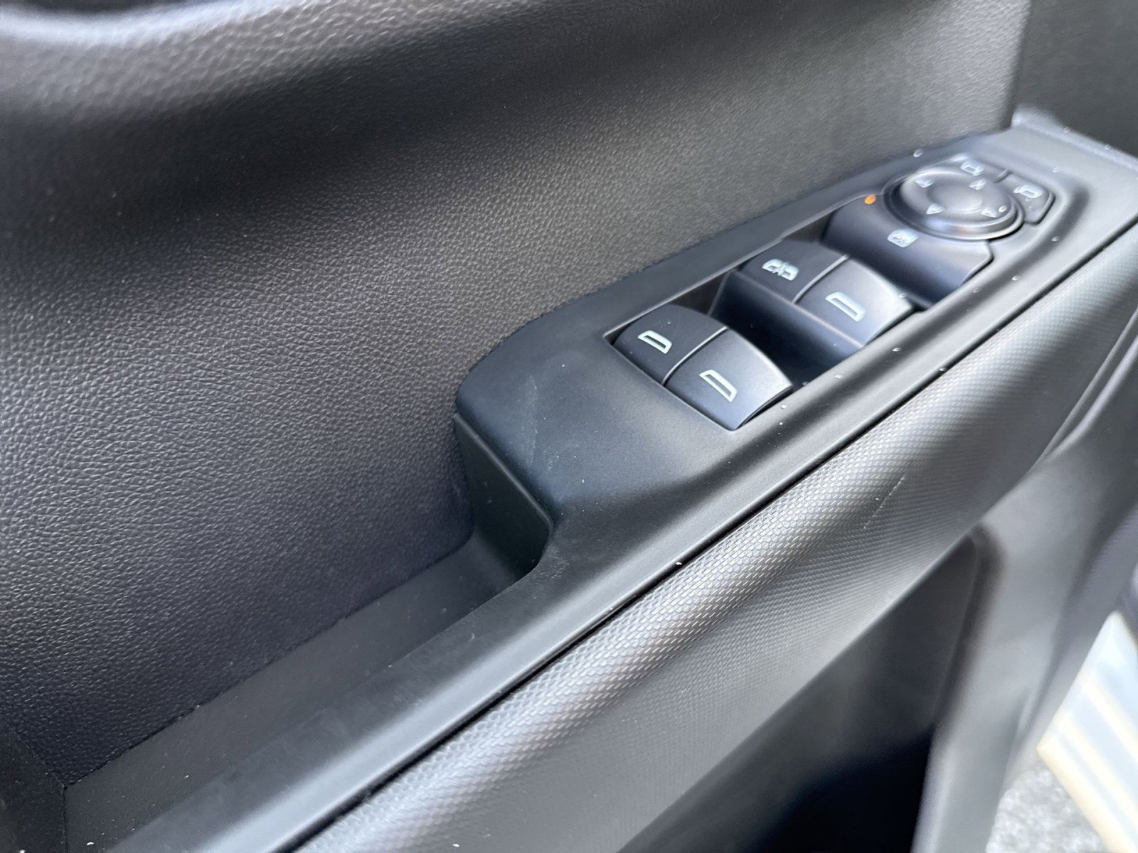 New 2026 Chevrolet Silverado 1500 Custom Trail Boss w/ LPO, Dark Essentials Package image 12