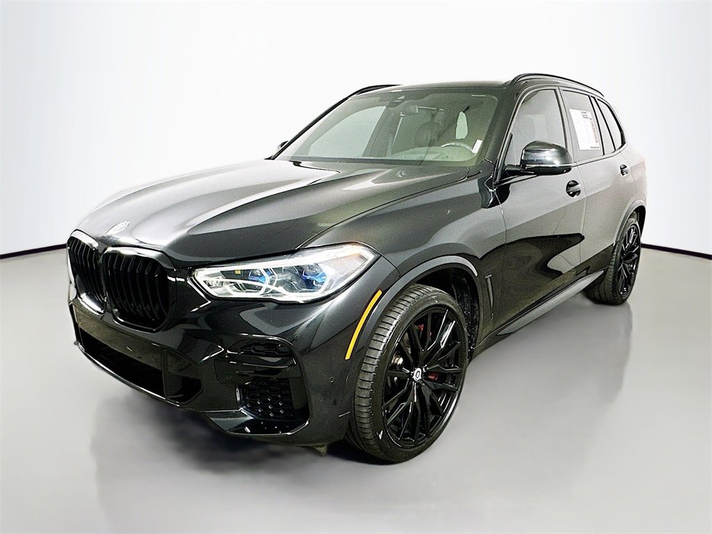Used 2023 BMW X5 M50i w/ Executive Package image 3