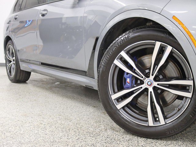 Used 2023 BMW X7 M60i w/ Executive Package image 4