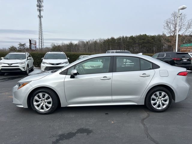 Used 2024 Toyota Corolla LE image 8