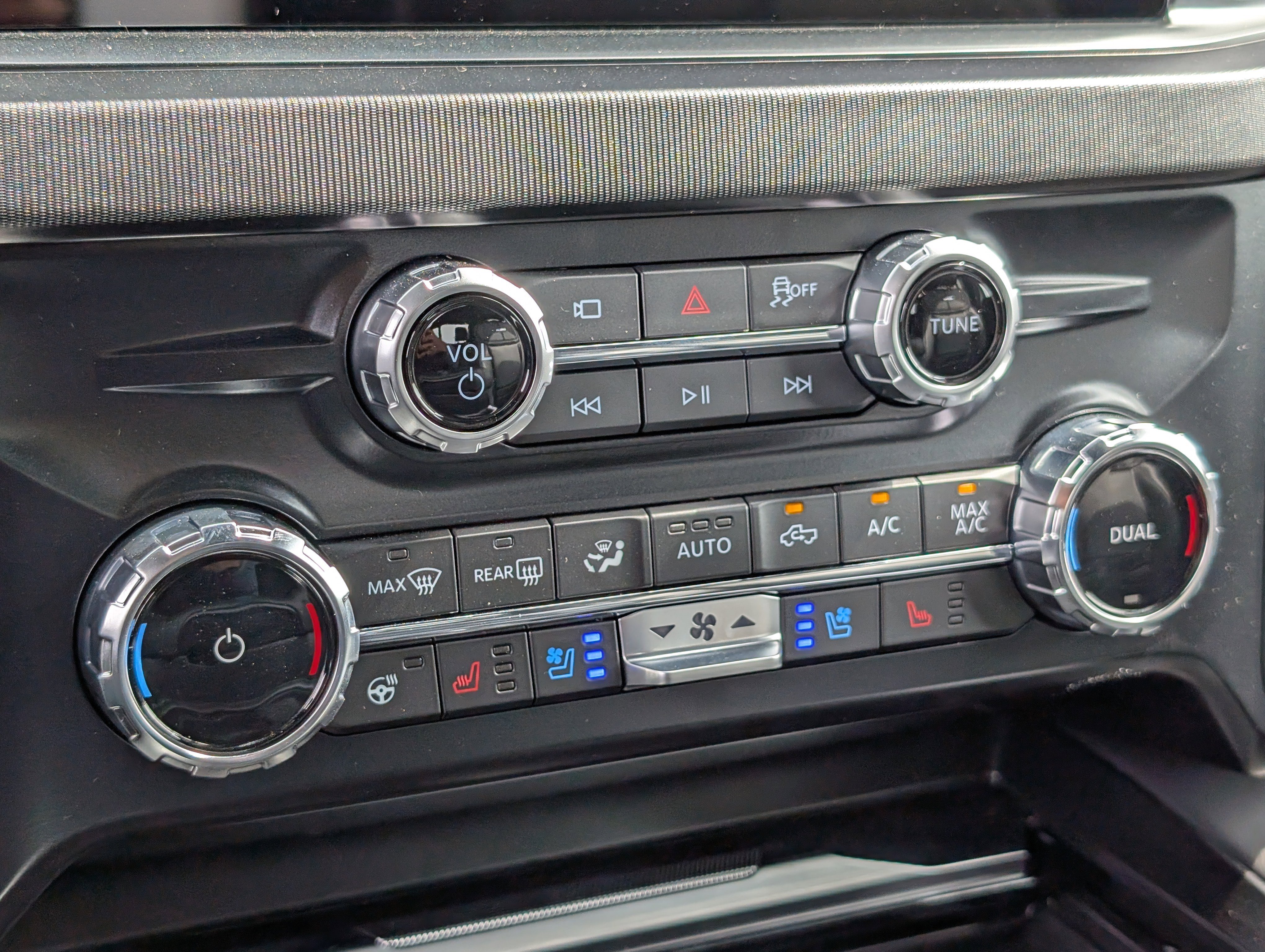 New 2026 Ford F250 Platinum image 19