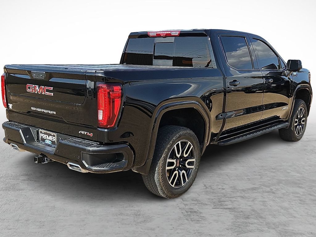 Used 2025 GMC Sierra 1500 AT4 w/ AT4 Premium Package AWD/4WD image 11