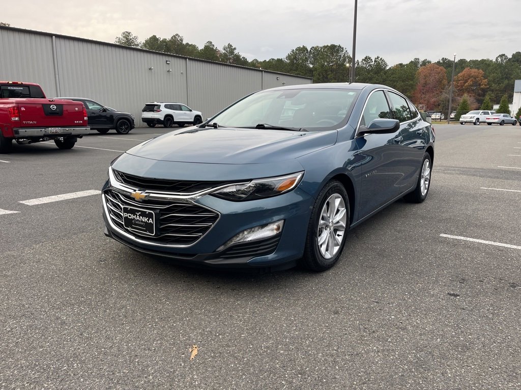 Used 2024 Chevrolet Malibu LT image 2