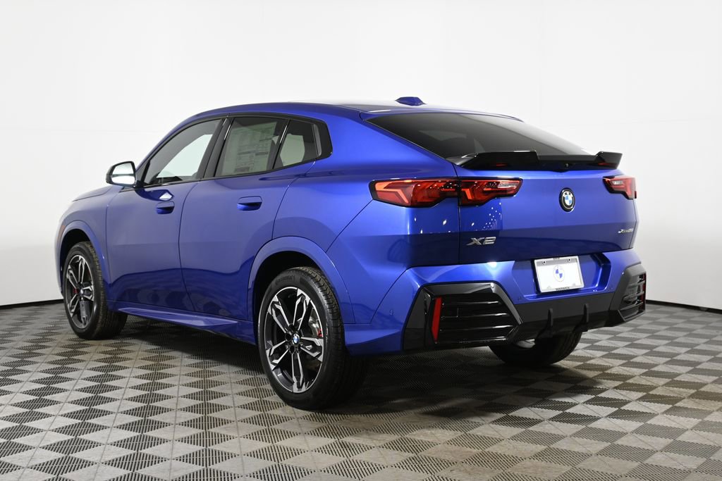 New 2026 BMW X2 xDrive28i w/ Technology Package AWD/4WD image 5