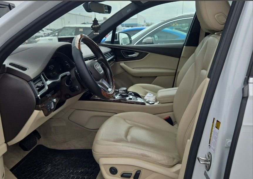 Used 2018 Audi Q7 3.0T Prestige w/ Prestige Package AWD/4WD image 8