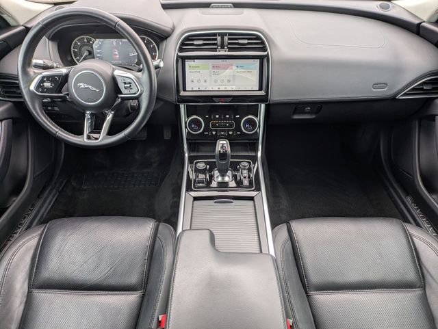 Used 2020 Jaguar XE S image 14
