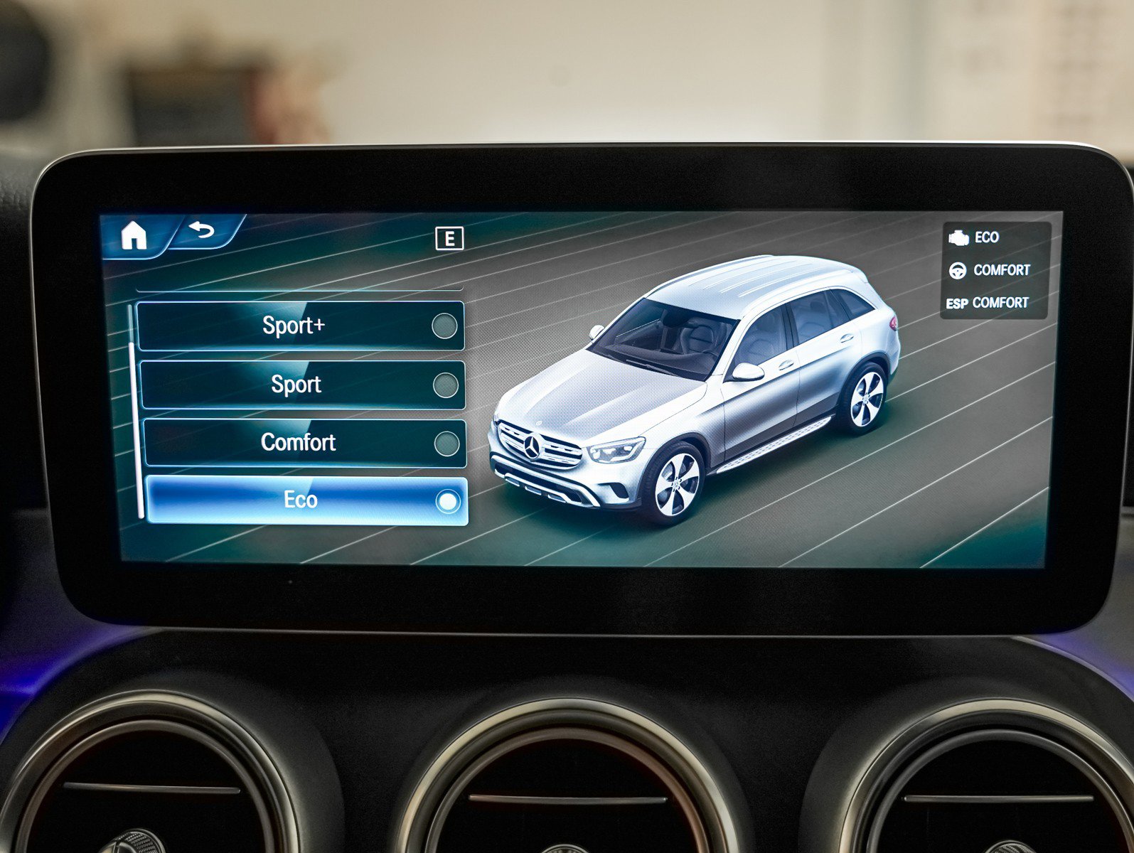 Used 2022 Mercedes-Benz GLC 300 image 17