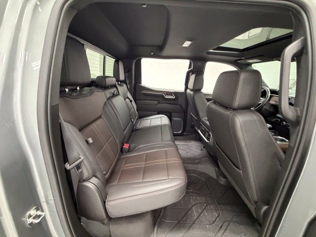 Certified 2023 Chevrolet Silverado 1500 High Country w/ High Country Premium Package AWD/4WD image 24