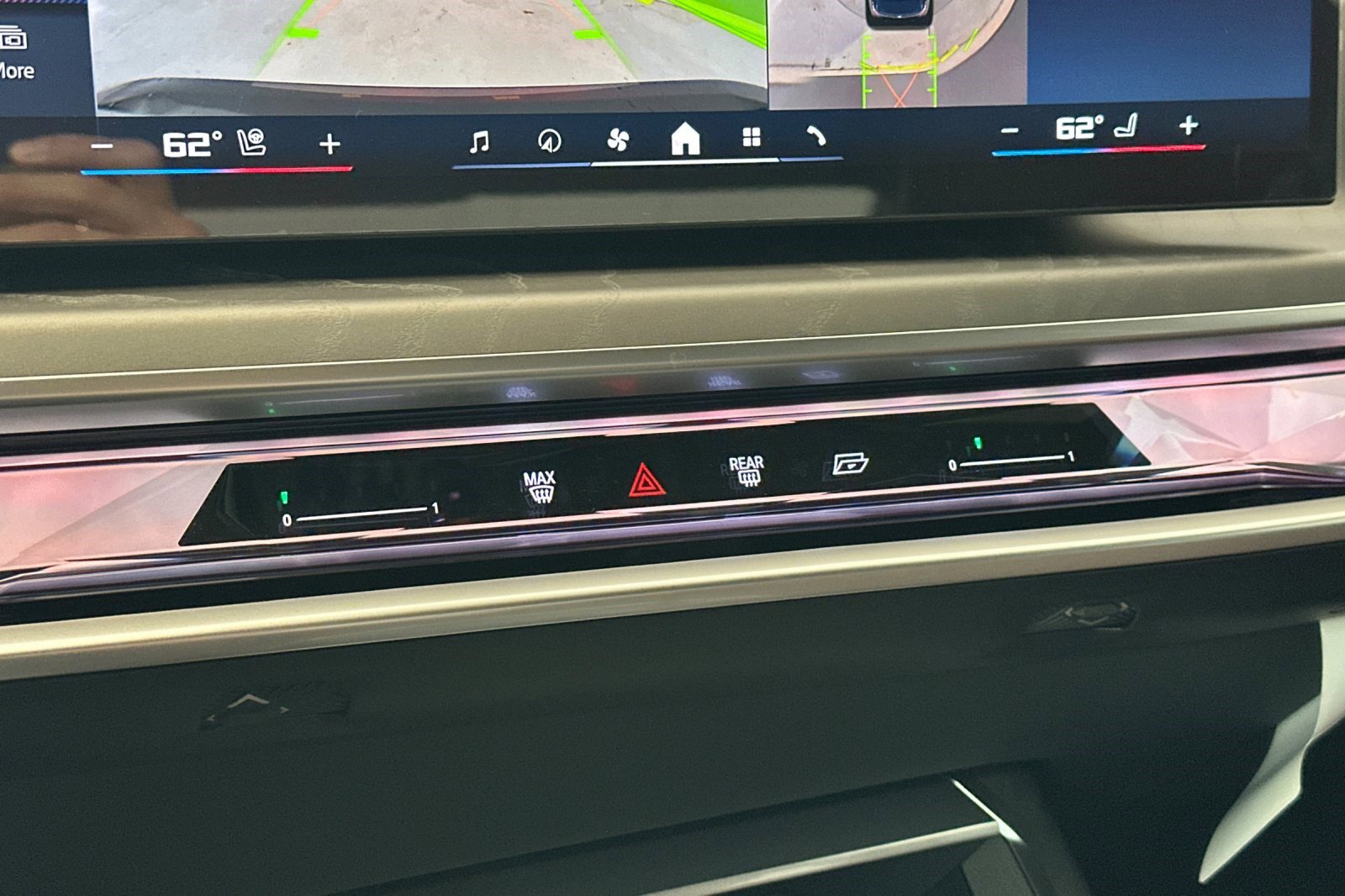 New 2026 BMW i7 M70 w/ Premium Package image 19