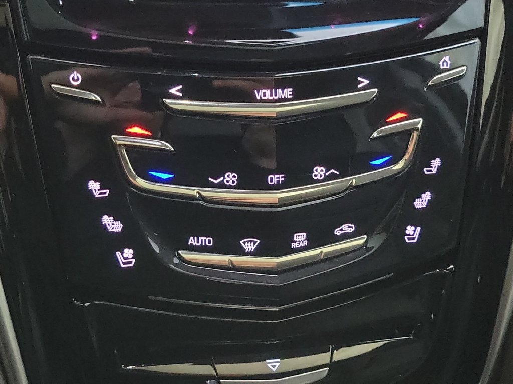 Certified 2019 Cadillac Escalade ESV Premium Luxury AWD/4WD image 19