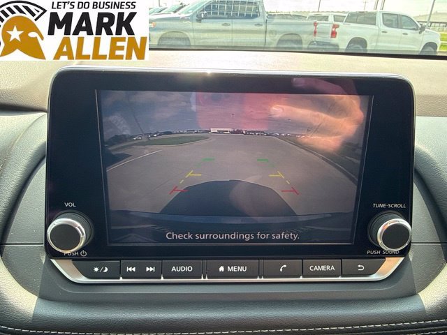 Used 2023 Nissan Rogue SV w/ SV Premium Package FWD image 11