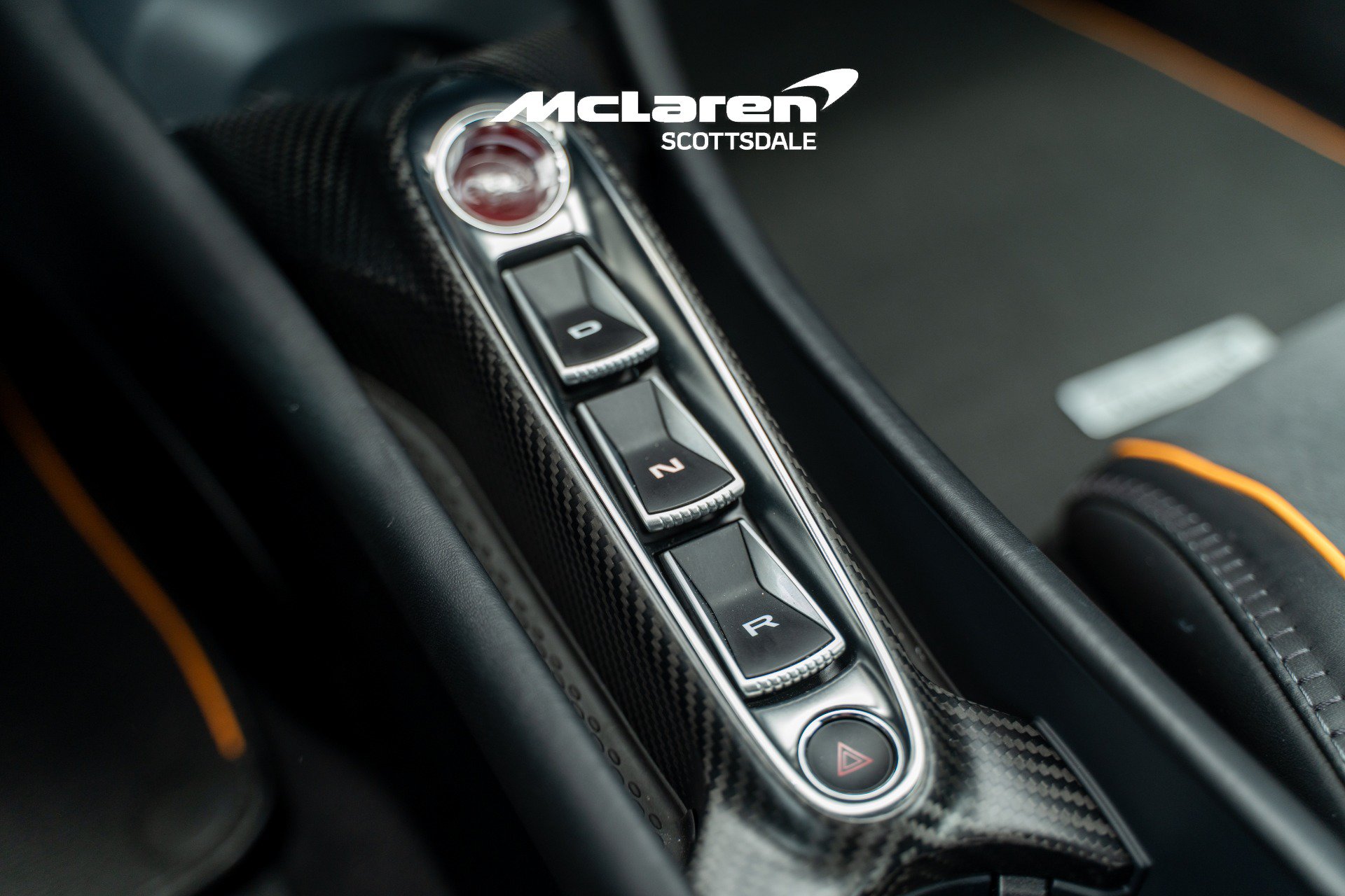 Used 2023 McLaren Artura RWD image 16