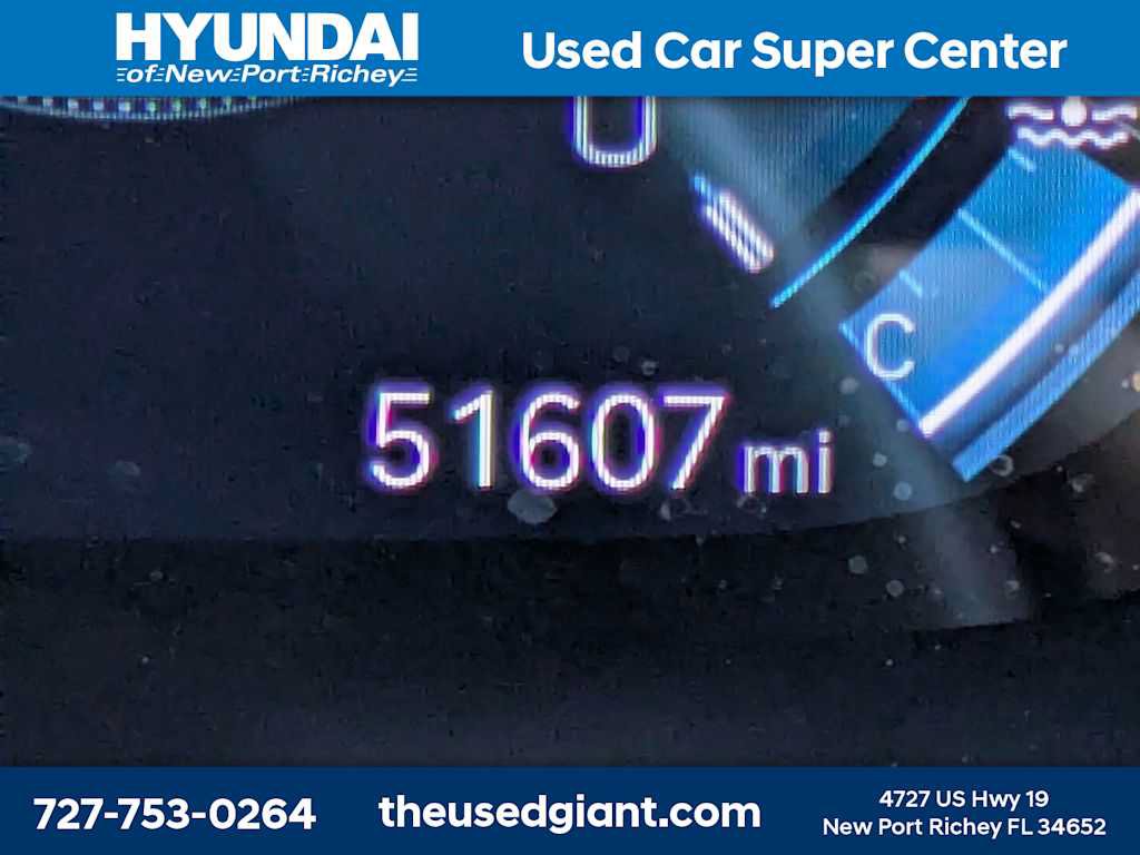 Used 2022 Genesis GV80 2.5T w/ Prestige Package 04 AWD/4WD image 40
