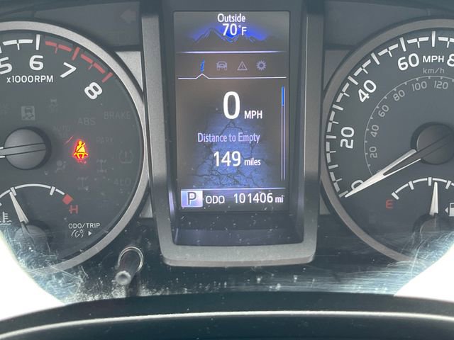 Used 2020 Toyota Tacoma TRD Sport AWD/4WD image 16