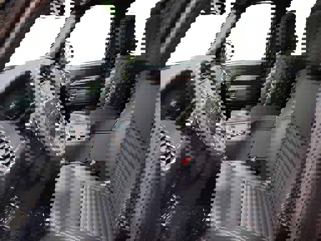 New 2026 Land Rover Discovery Dynamic SE AWD/4WD image 13