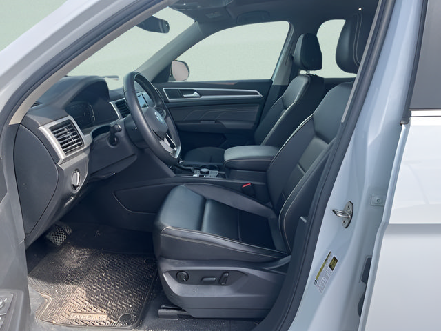 Used 2023 Volkswagen Atlas SE w/ Panoramic Sunroof Package AWD/4WD image 8