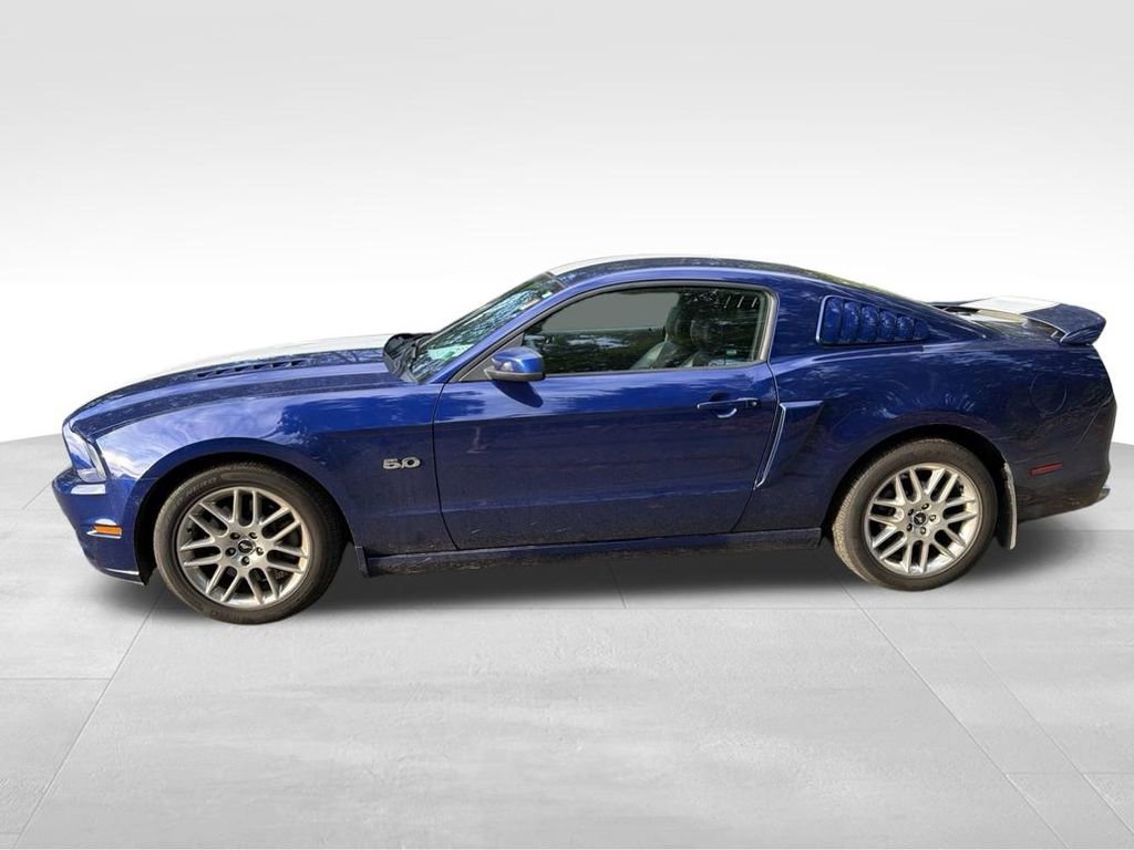 Used 2014 Ford Mustang GT Premium w/ Electronics Package RWD image 2