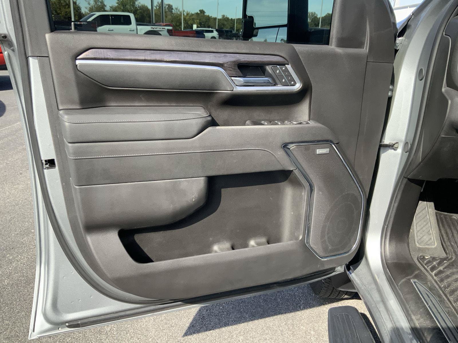 Used 2026 Chevrolet Silverado 3500 LTZ w/ LTZ Plus Package AWD/4WD image 20