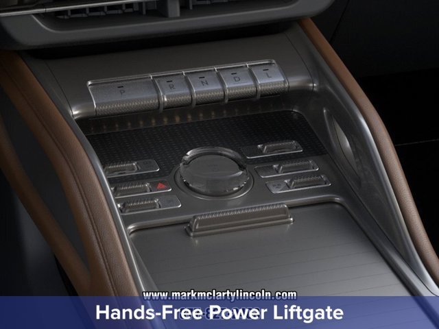 New 2026 Lincoln Nautilus Reserve w/ Jet Appearance Package AWD/4WD image 17