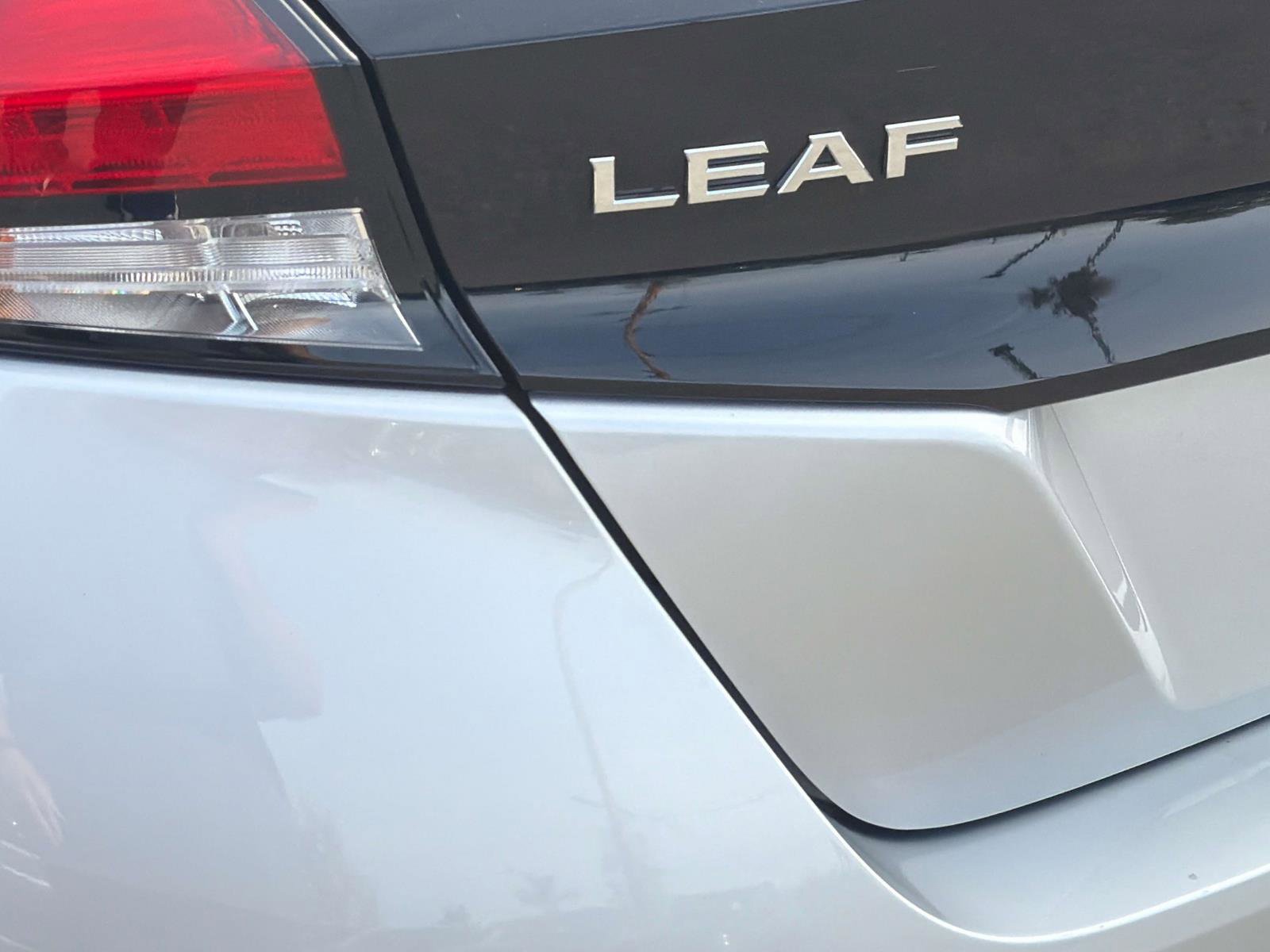 Used 2022 Nissan Leaf SV image 6