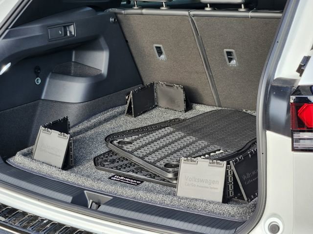 New 2026 Volkswagen Tiguan SE R-Line image 31