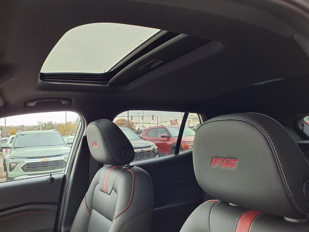 New 2026 Chevrolet Trax RS w/ Sunroof Package image 15