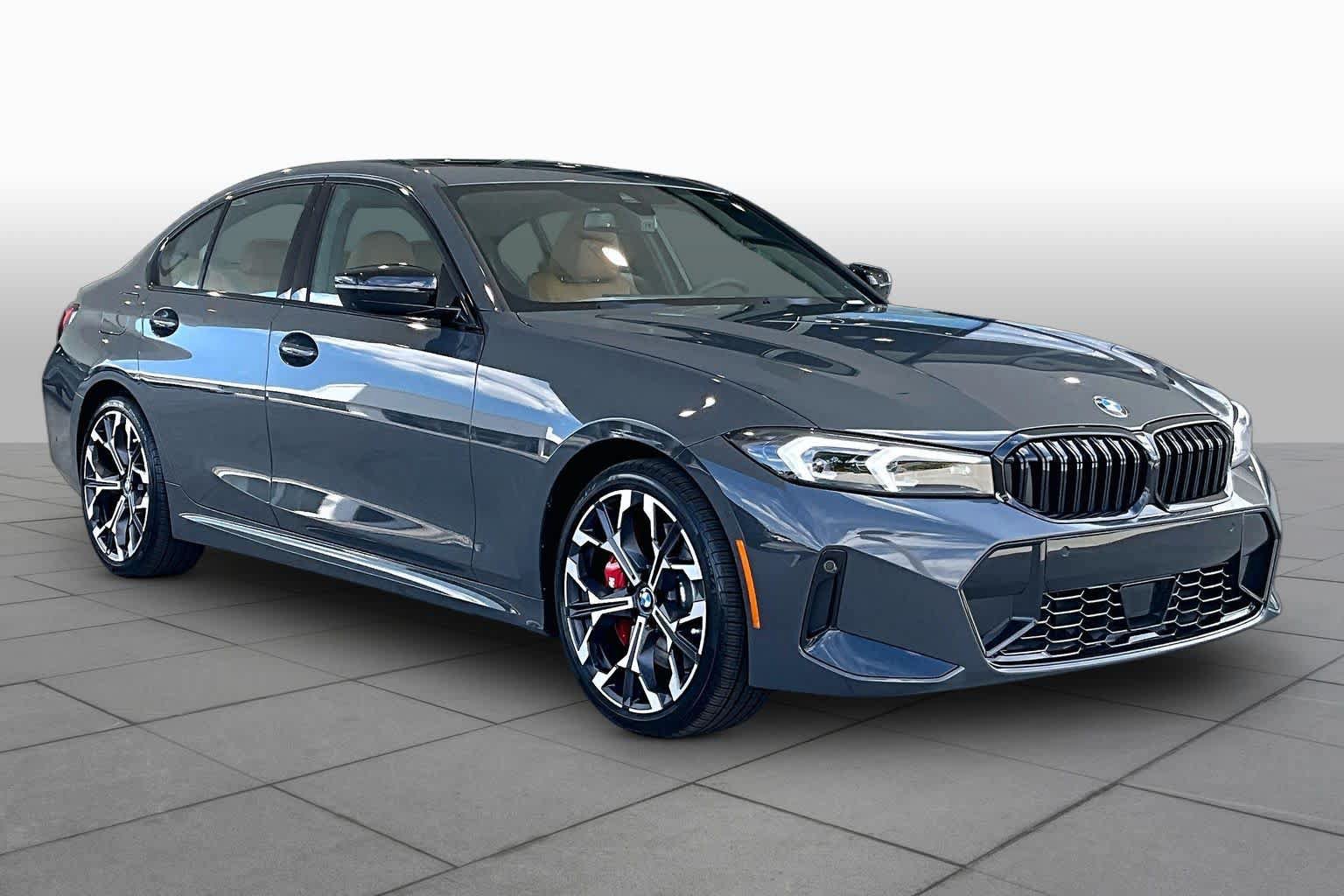 New 2026 BMW 330i Sedan w/ M Sport Package RWD image 2