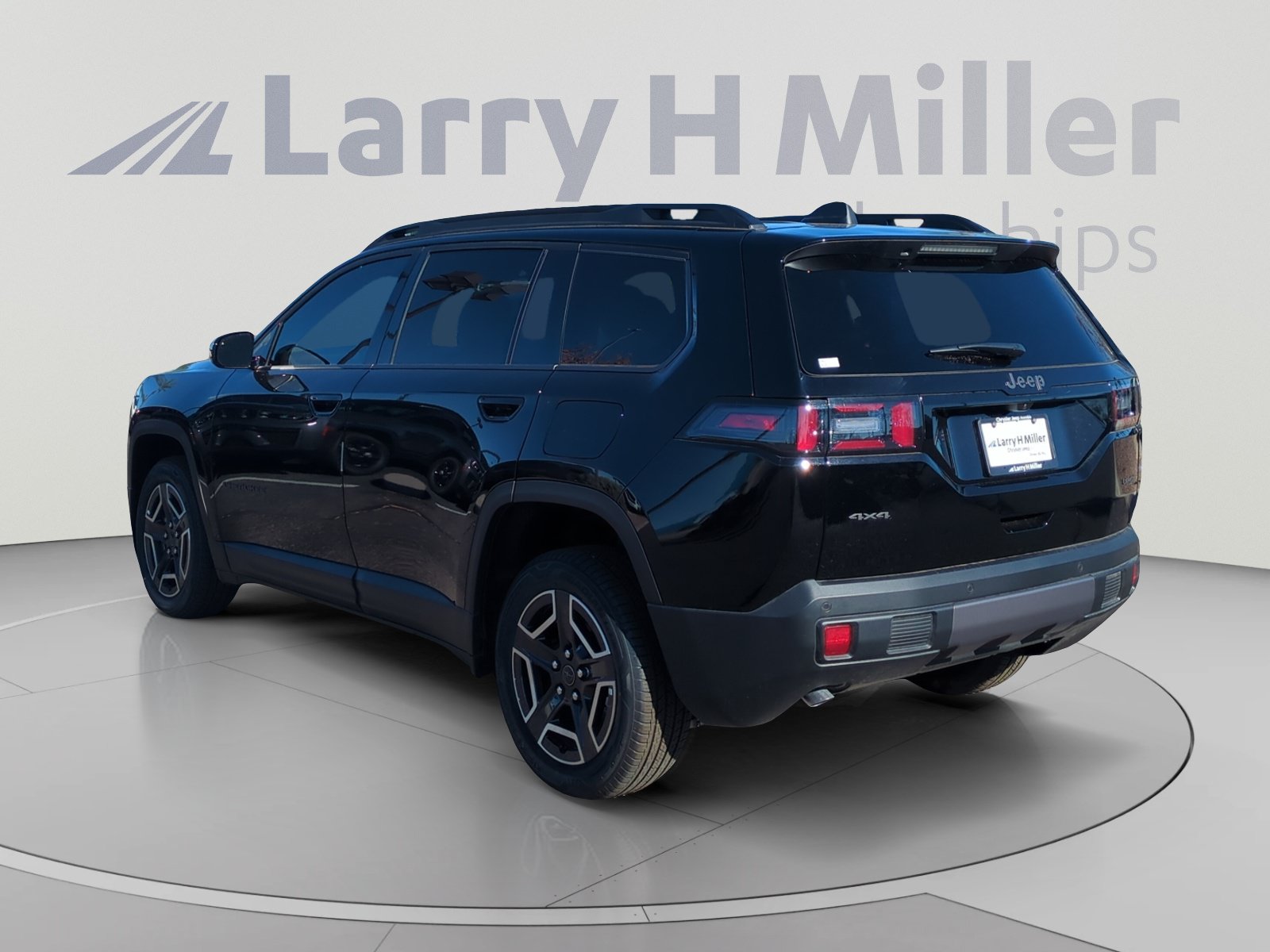 New 2026 Jeep Cherokee Laredo AWD/4WD image 3