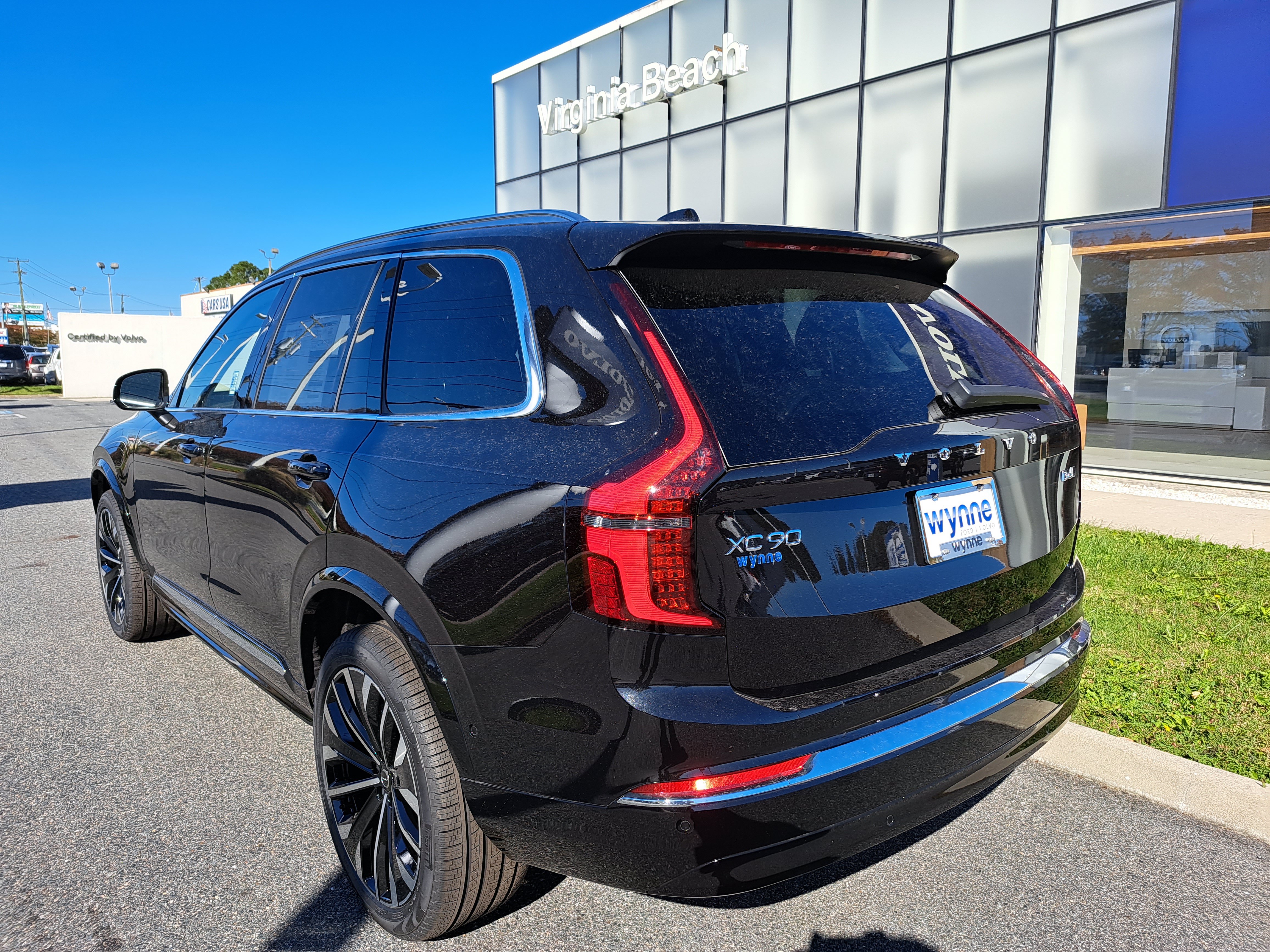 New 2026 Volvo XC90 B6 Ultra w/ Protection Package AWD/4WD image 4