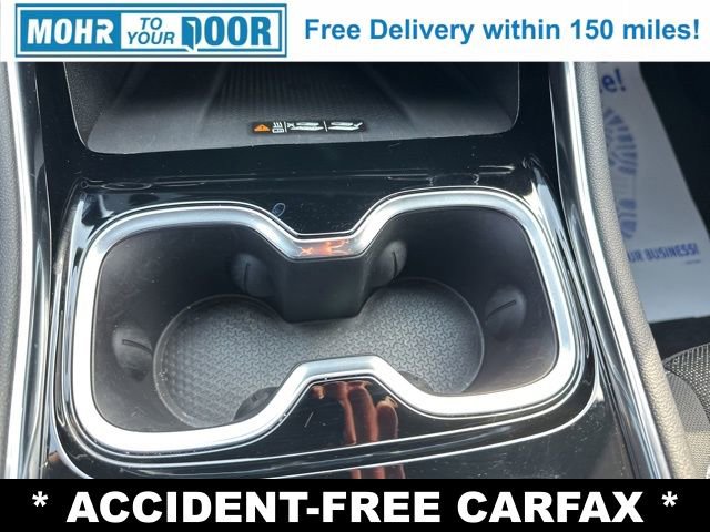 Used 2025 Chevrolet Traverse LT image 20