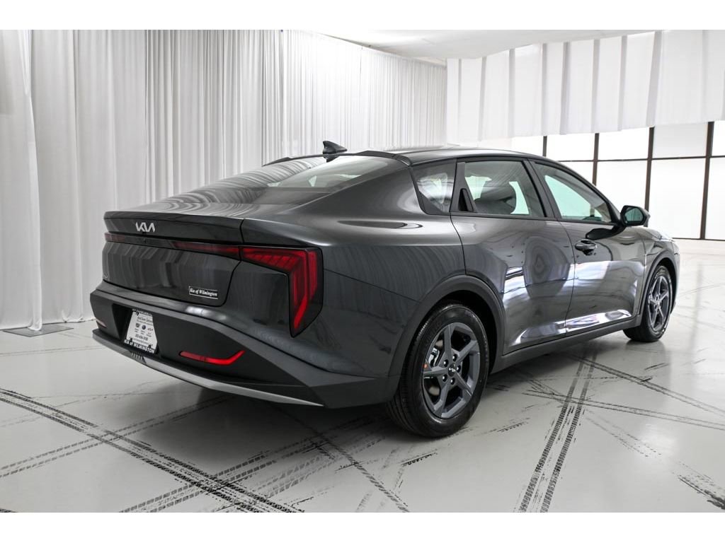 New 2026 Kia K4 FWD image 7