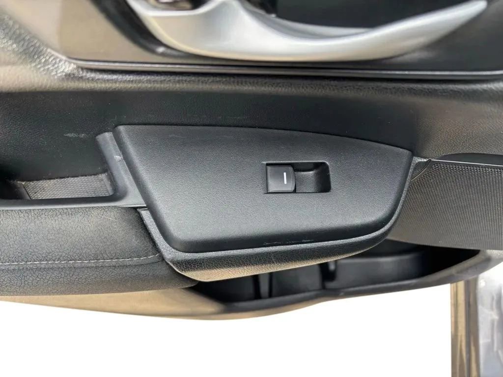 Used 2021 Honda CR-V LX image 21