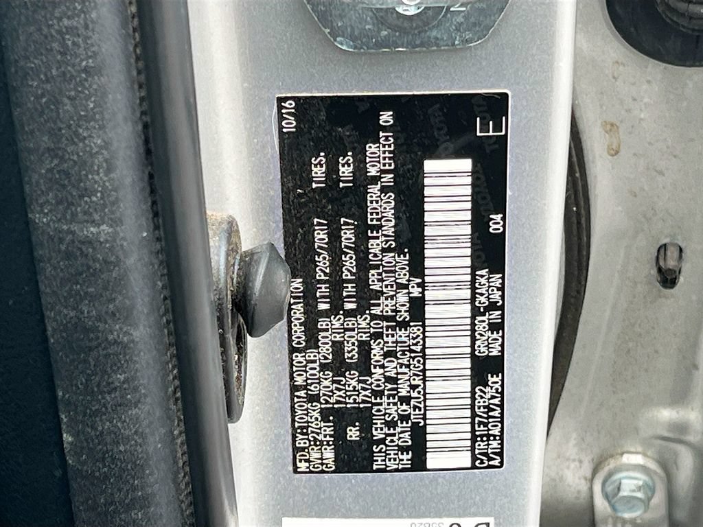 Used 2016 Toyota 4Runner SR5 RWD image 29