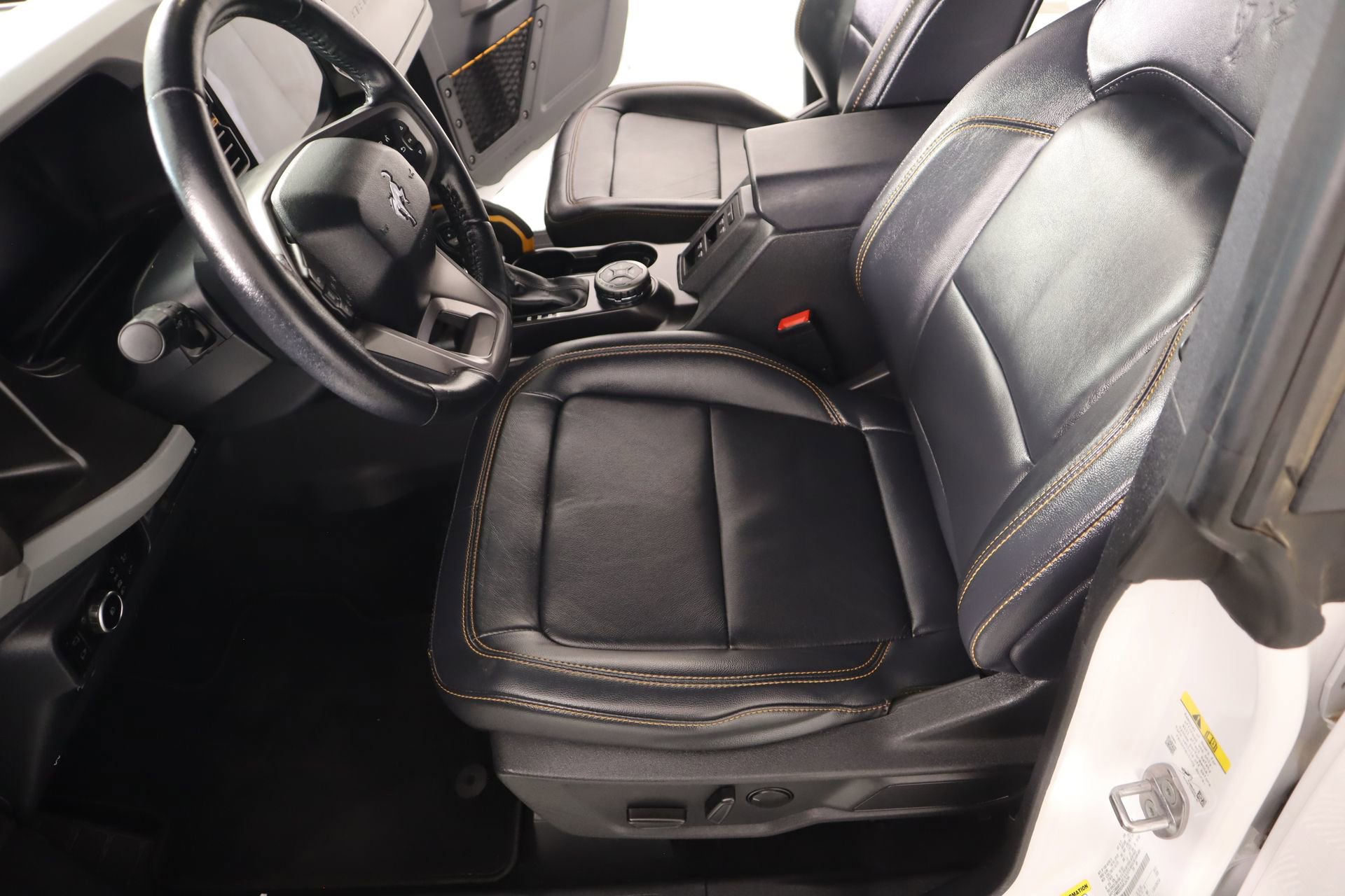 Used 2023 Ford Bronco Badlands AWD/4WD image 12