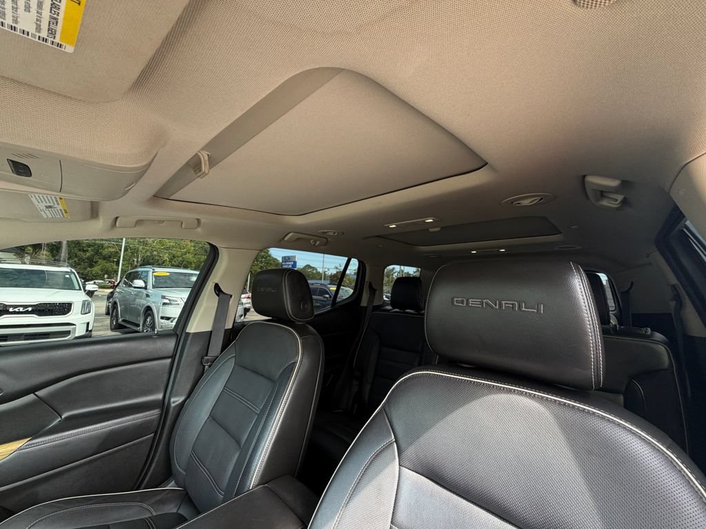 Used 2018 GMC Acadia Denali w/ Technology Package FWD image 34