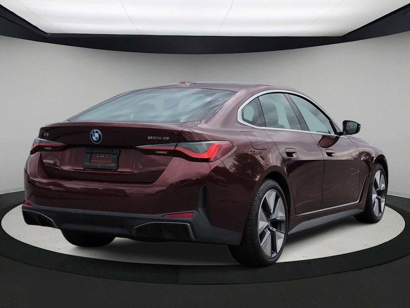 Certified 2023 BMW i4 eDrive35 RWD image 8