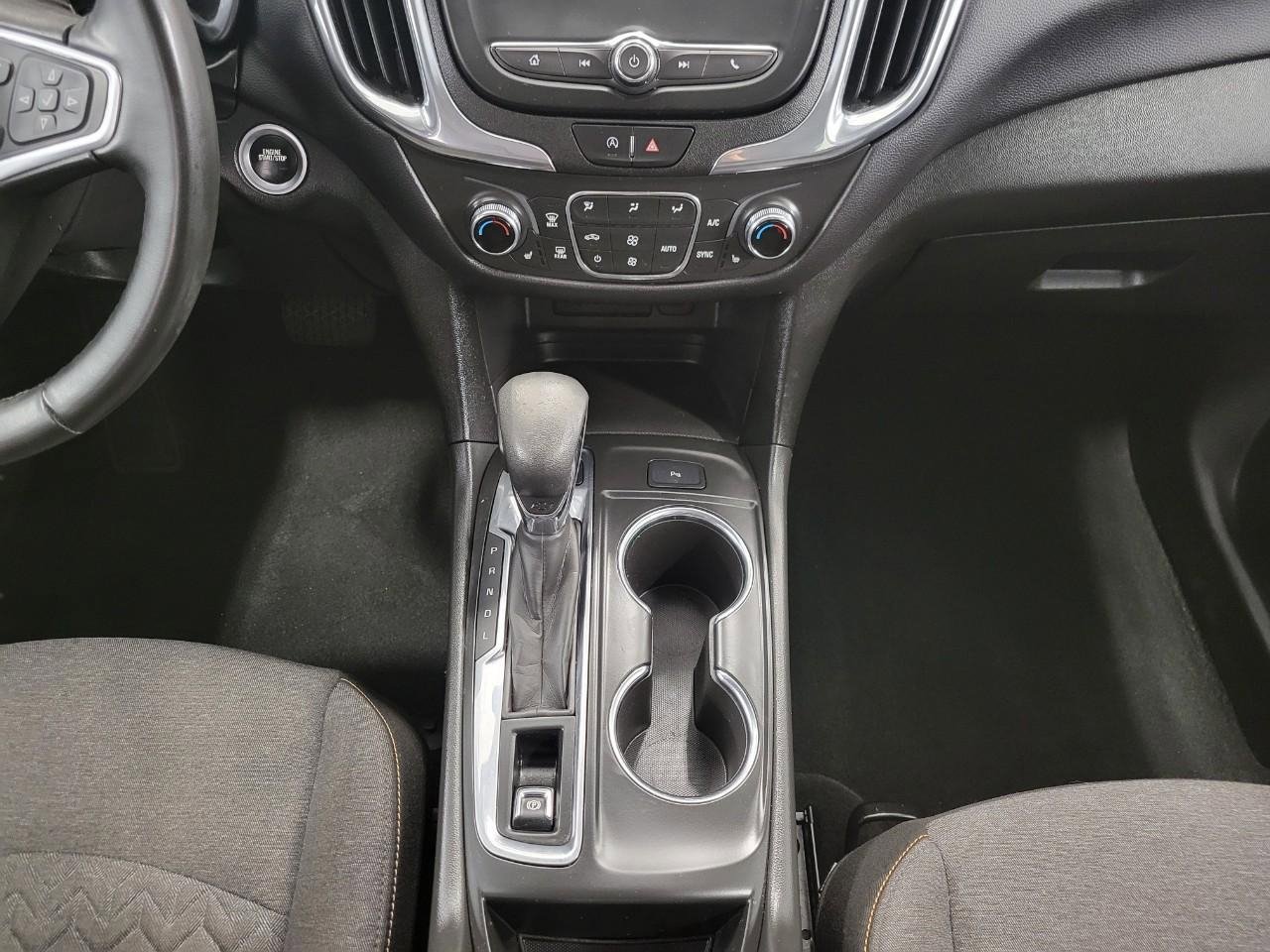 Used 2023 Chevrolet Equinox LT AWD/4WD image 16