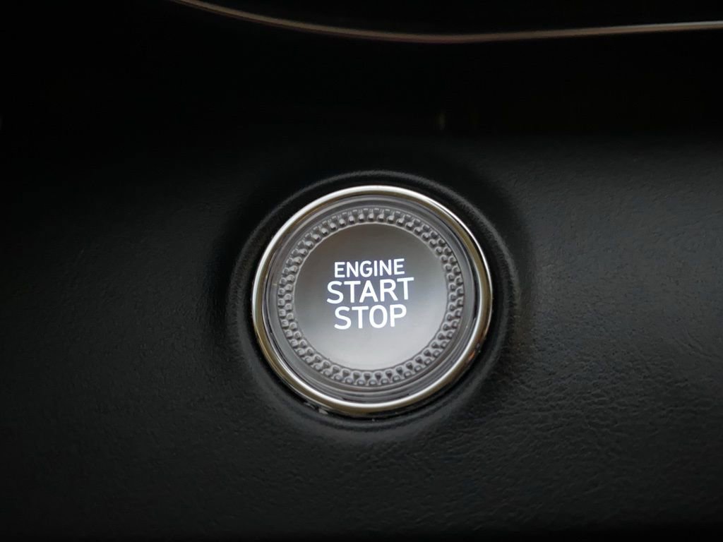 Used 2022 Genesis GV70 2.5T w/ Select Package image 32