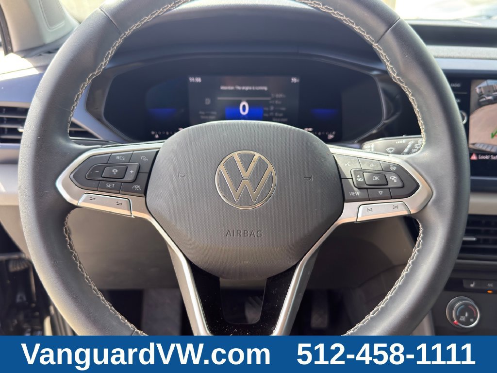 Used 2022 Volkswagen Taos SE w/ Driver Assistance Package FWD image 20