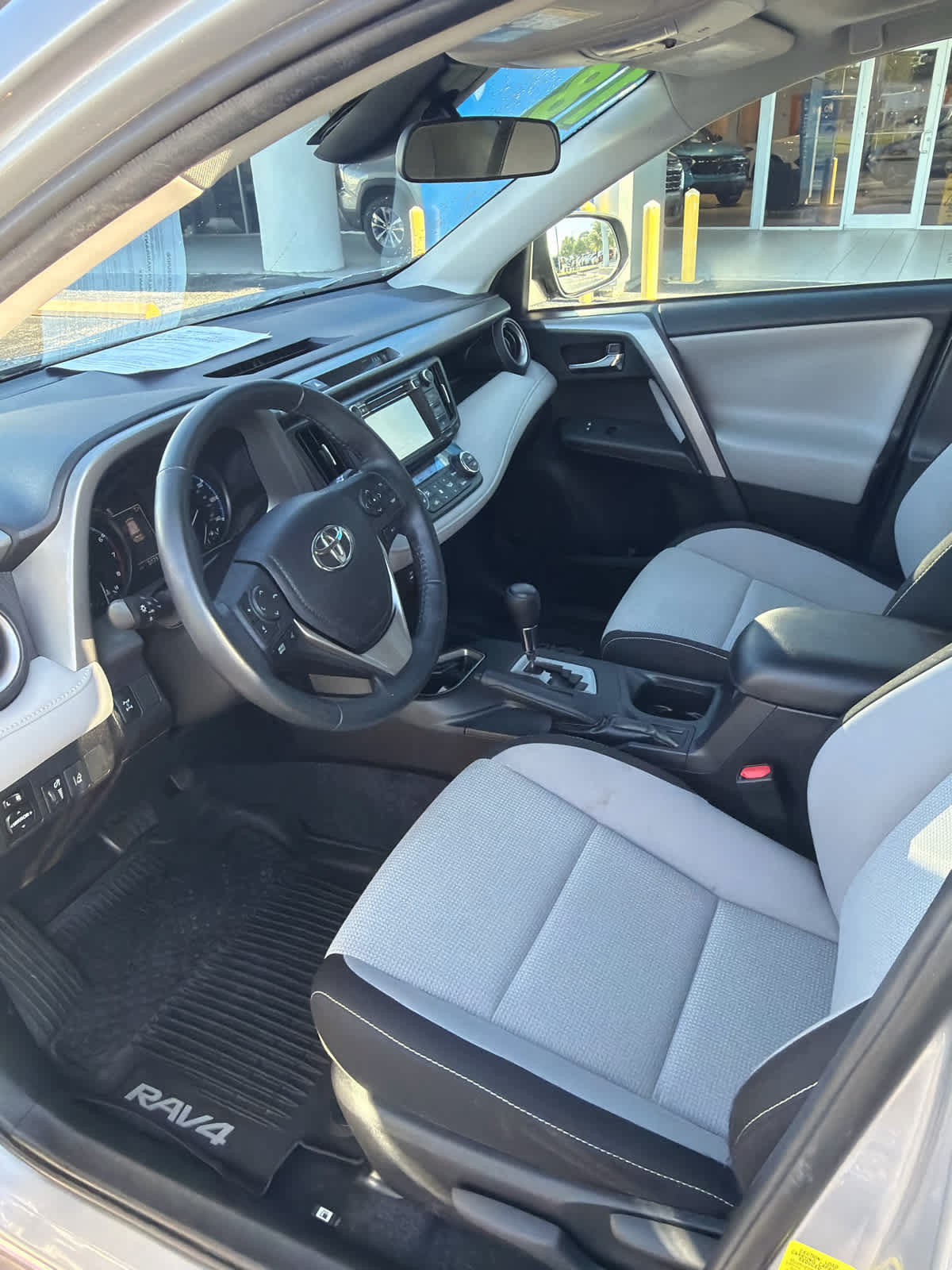 Used 2018 Toyota RAV4 XLE w/ Plus Extra Value Package AWD/4WD image 14