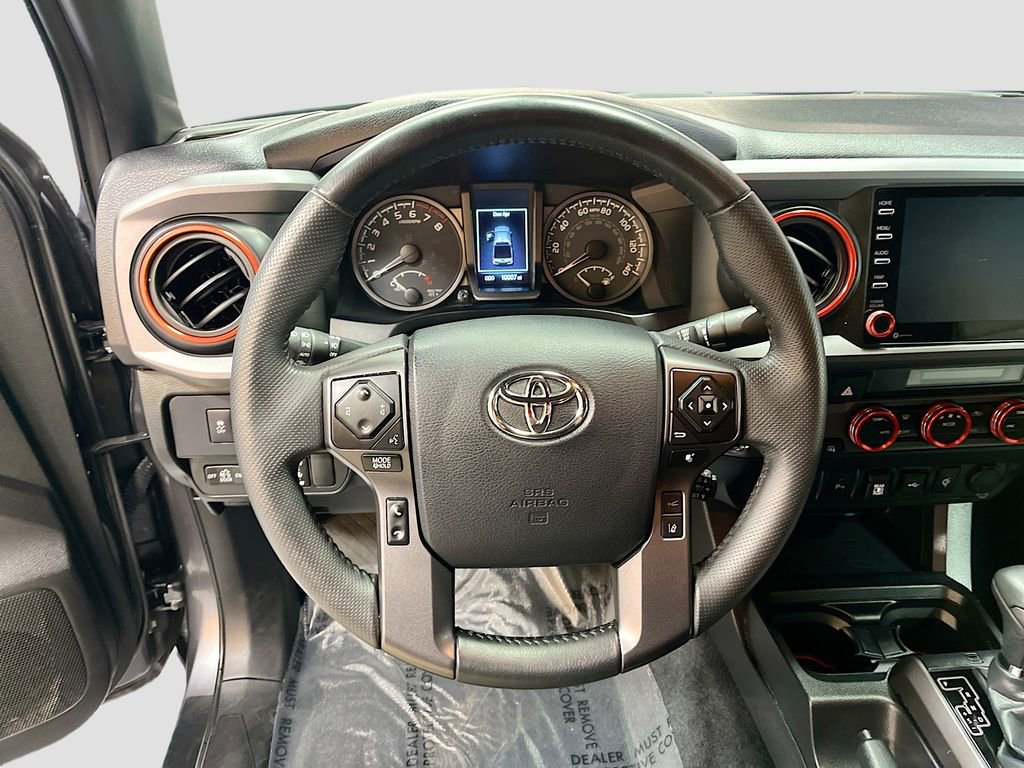 Used 2023 Toyota Tacoma TRD Sport w/ Advanced Technology Package image 11