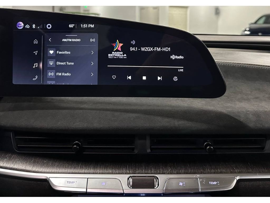 Used 2025 Lucid Air Grand Touring image 28